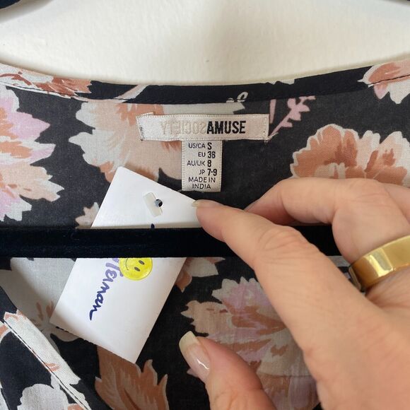 NWT Amuse Society Black Peach Pink Floral Long Bell Sleeve VNeck Boho Blouse SM - Picture 3 of 12